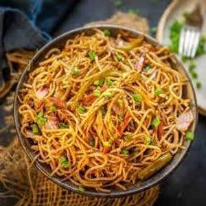 Egg Hakka Noodles