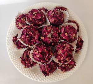 Kaju Rose Laddu