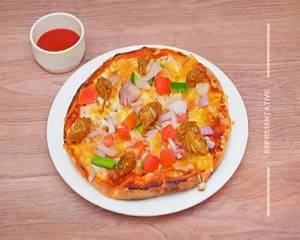 Chicken cheese blast pizza                      