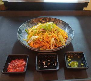 Chicken Chilli Garlic Noodles