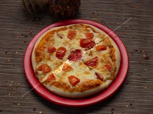 Large Cheese And Tomato Pizza