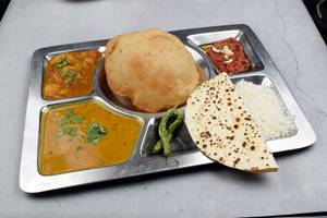 Gujarati Platter with Chaas Combo [Serves 4]