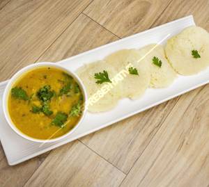 Idli (4 Pcs)                                                 