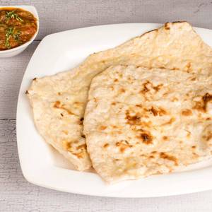 Butter Naan with Green Peas Masala