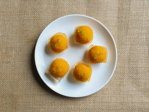 Kanpuri Laddu (250 gms )