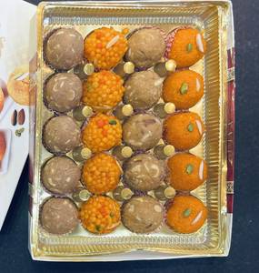 4 Line All Ladoo Box [1 Kg]