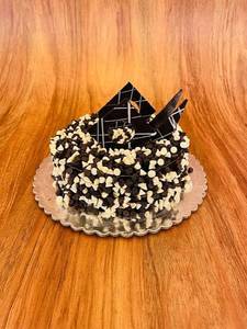 Choco Chips Exotic Cake