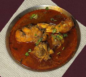 Kolhapuri chicken curry