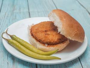 Cheese Crispy Vada Pav