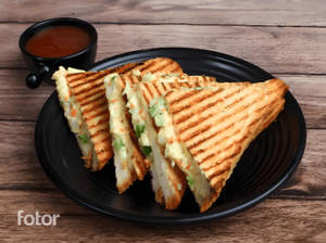 Veg Cheese Grilled Sandwich With Chips