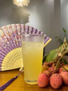 Lychee Fizz