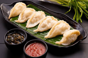 Juicy Steamed Tiger Mutton Momos [8 Pcs]