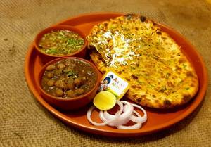 Paneer Bhurji Kulcha