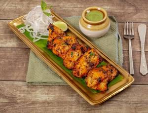 Fish Tikka (10 Pieces)