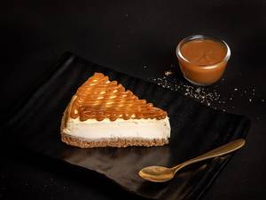 Toffee Cheesecake Slice