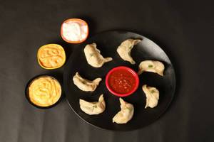 Steamed Corn Cheese Momos [10 Pieces]