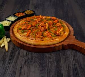 Schezwan Chicken Pizza