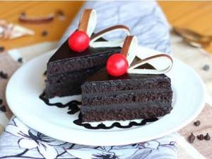 Chocolate Pastry (1 Pc)