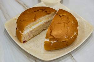 C T Special Butter Maska Bun