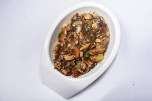 Sliced Chicken With Mushroom & Veg