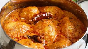 Dum Aloo Kolhapuri