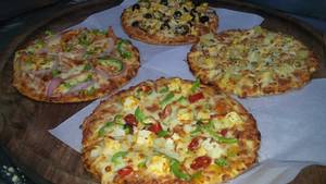 4 Kitti Pizza+veg Double