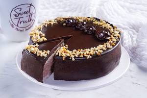 Special Hazelnut Chocolate Cake (500gm) (Eggless).