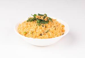 Khao Pahd Bai Graprou Gai Lar