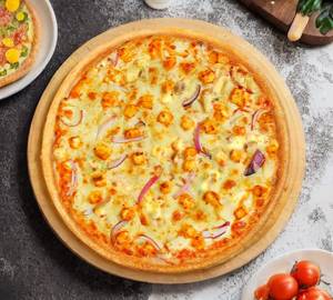 Paneer Overloaded With Corn Pizza