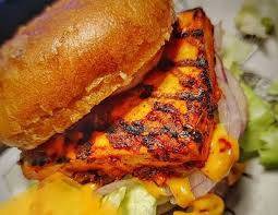 Tandoori Paneer Burger