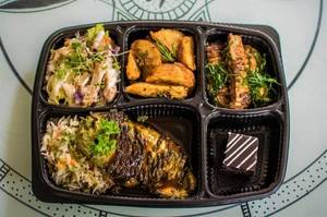 Chermoula Chicken With Jalapeno Flavoured Rice Feast Box