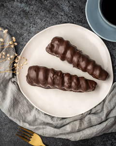 Chocolate Dipped Cream Roll