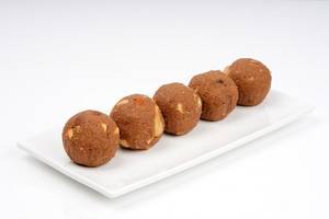 Gond Laddu