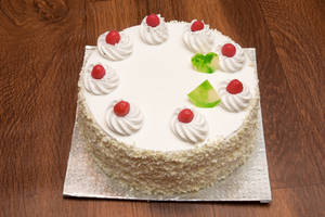 White Borest Cake