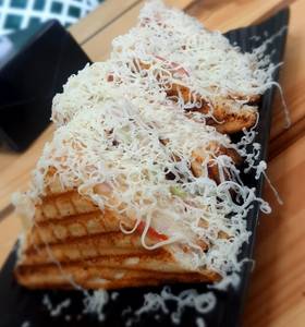 Veg Cheese Girll Sandwich