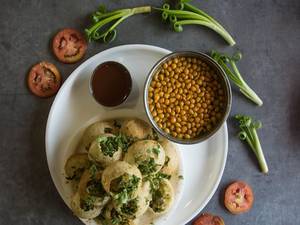 Pani Puri [12 Puri]