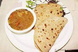 Chapathi [3] With Veg Kuruma
