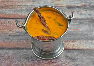 Dal Kolhapuri
