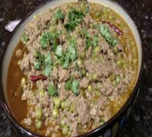 Matar Qeema