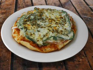 Garlic Pizza