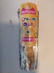 Cream Roll Strawberry