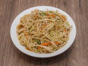 Veg Chow Mein