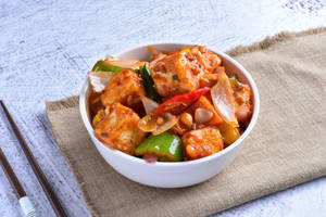 Chilli Paneer (Gravy)