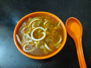 Veg Noodle Soup [300 Ml]