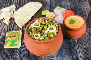 Hare Pyaz Ki Lehsuni Khichdi