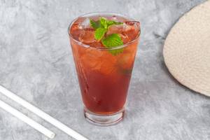 Strawberry Ice Tea