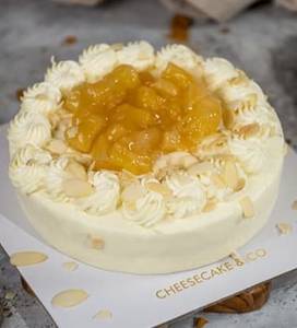 Pineapple Cake Half Kg