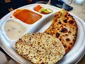 Cheese Naan With Gravy