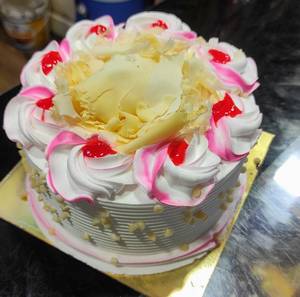 Vanilla cake Eggless
