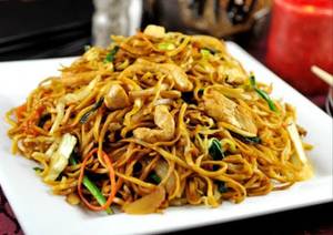 Egg Chicken Chowmein  Hakka